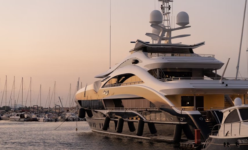 Best Private Yacht Rental Companies In Sharjah.jpg